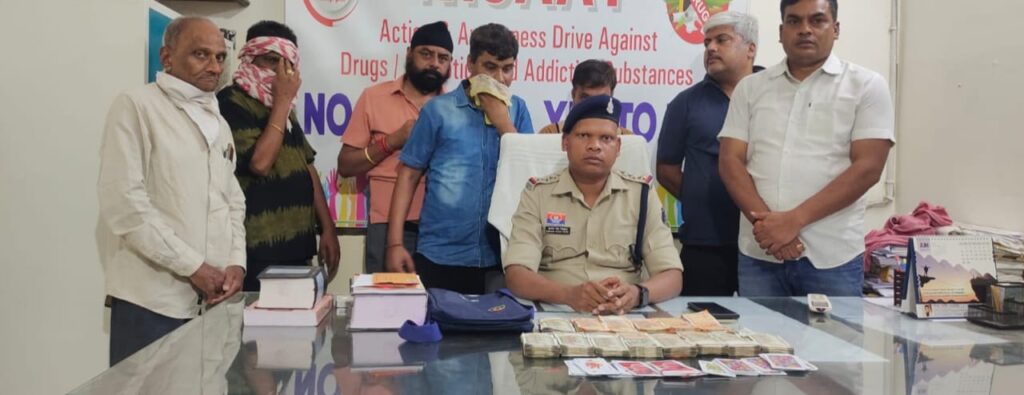 Bilaspur Gambling Case : होटल टाईम स्क्वेयर के बंद कमरे में जुए की महफिल, पुलिस की रेड में 6 जुआरी गिरफ्तार,