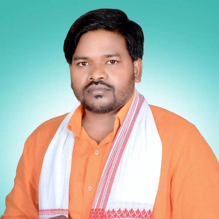 DMF Fund : भाजयुमो अध्यक्ष रवि भगत को पार्टी का नोटिस – सोशल मीडिया पर अनुशासनहीनता का आरोप...