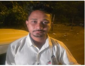 हत्या के आरोप में युवक को गिरफ्तार किया है।