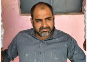 गोपाल कृष्ण शर्मा पहले पलारी पंचायत में सब इंजीनियर था। प्रमोट होकर SDO बना था।